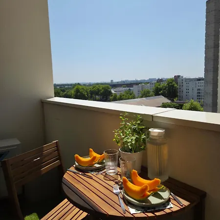 T3 Debourg, Balcon, Proche Metro B * Lyon